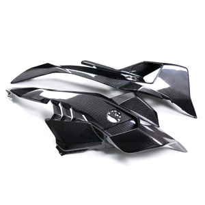 แผงข้างหน้าคาร์บอนไฟเบอร์แท้ 100% 3K พร้อมวิงเล็ตสำหรับรถมอเตอร์ไซค์ BMW S1000RR ปี 2025 รุ่น AKOSO - Product Image 4