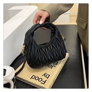 New Arrival Luxury Women's Designer Leather Shoulder Bag Custom Fashion Portable Cross Body Manufacture Embroider Underarm Bag - Product Image 4