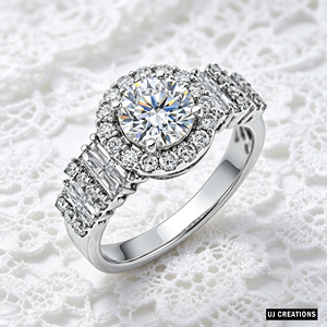 Bague de mariage et de fête personnalisée avec logo, en argent, diamant de laboratoire rond de 1,0 ct, sertie à griffes, certifiée IGI, taille brillant - Product Image 3