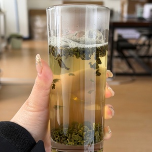 Fournisseur de thé vert Gunpowder 9374 en vrac, vente en gros, emballage de thé personnalisé OEM pour le thé à la <span class=keywords><strong>menthe</strong></span> marocain - Product Image 4