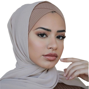 Hijab carré en mousseline de soie premium pour l'été, personnalisable avec logo, écologique, respirant, antibactérien, séchage rapide, léger, pour usage quotidien - Product Image 1