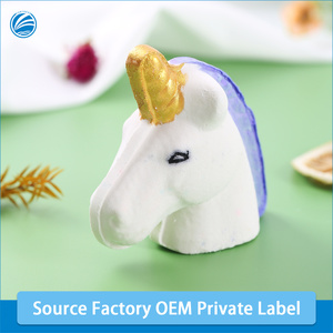 Bombes de bain effervescentes biologiques en gros, marque privée, design licorne tête de cheval dorée lavable, pour enfants, boîte cadeau - Product Image 2