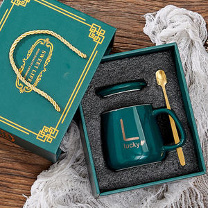 Coffret Cadeau Personnalisé <span class=keywords><strong>Serviette</strong></span> et Tasse – Idéal Mariage, Demoiselle d'honneur, Fête des Mères, Saint-Valentin, Anniversaire – Souvenirs <span class=keywords><strong>pour</strong></span> Invitées et Femmes - Product Image 4