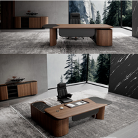 Banc de travail en bois contemporain haut de gamme, meuble de bureau élégant et moderne, design convertible pour usage professionnel
