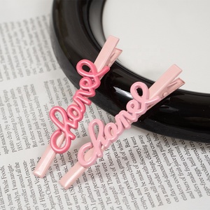 Fábrica GRATIS PERSONALIZADO Colorido Rhinestone Carta <span class=keywords><strong>Palabras</strong></span> Plata Cabello Bobby Pins Diamante Oro Cabello Bobby Clips - Product Image 2