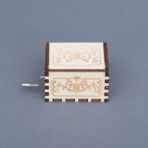 Caja Musical Mini Popular con Manivela, Caja Musical <span class=keywords><strong>de</strong></span> Madera con Diseño <span class=keywords><strong>de</strong></span> Hada Bailarina y Melodía Personalizada para <span class=keywords><strong>Cumpleaños</strong></span> - Product Image 3