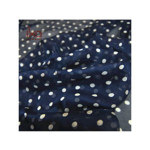 <span class=keywords><strong>Chiffon</strong></span> di <span class=keywords><strong>Seta</strong></span> Ecologico Organico a Trama Liscia con Stampa Digitale, Leggero, di Alta Qualità, Design Personalizzato con Pois, 6mm - Product Image 1