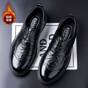 รองเท้าหนังวัวแท้คุณภาพพรีเมียมสำหรับผู้ชาย เหมาะสำหรับใส่ทำงานทุกฤดู ระบายอากาศได้ดี แบบผูกเชือก พื้นรองเท้าทำจากยาง - Product Image 6