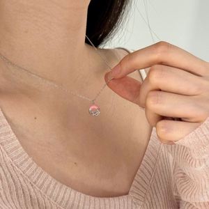 Collar con Colgante de Donut Esmaltado y Cadena de Plata 925, Antideslustre y Resistente a la Decoloración, de Dylam Jewelry, Novedad para Niñas, Mujeres y Damas, Ideal para Regalo - Product Image 3