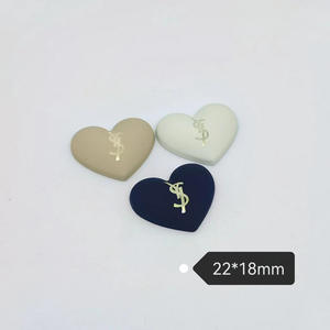 Accesorio de Corazón Metálico Láser Versátil y Moderno de 22*18mm - para Ropa, Accesorios para el Cabello y Fundas de Teléfono - Product Image 5