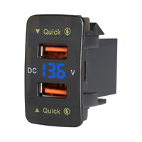 Adaptador de carga rápida QC3.0 para coche - 2 puertos USB y medidor de voltaje para coches Honda (negro)