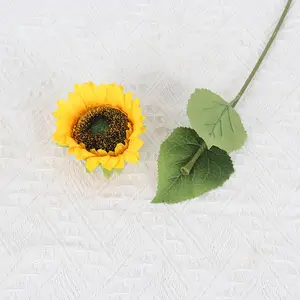 J-016 סימולציה של חמניות סלון בית אבזרים דקורטיביים חיצוניים יצרני פרחים מזויפים מכירה ישירה חתונה
