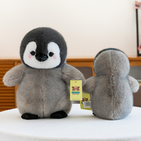 Peluche pingouin animal marin, jouet en peluche doux et mignon, et oreiller apaisant. Idéal pour les machines à griffes et les cadeaux d'événements.