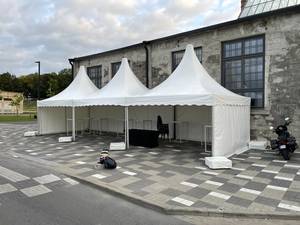 Carpa Pagoda al aire libre para eventos deportivos y <span class=keywords><strong>conciertos</strong></span> Marco de aluminio fuerte y techo de PVC resistente Impresión de logotipo personalizado disponible - Product Image 4