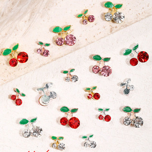 Breloques pour ongles en forme de cerise, rouge, rose, blanc, strass, alliage argenté et doré, décorations 3D en forme de fruits pour une manucure mignonne - Product Image 1