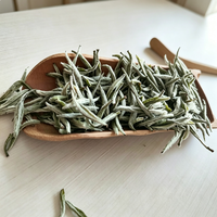 Thé Blanc Aiguille d'Argent de Haute Montagne Fuding 2026 Baihao Yinzhen, Bourgeons Purs, Écologique Alpin, Feuilles en Vrac, Vente en Gros, OEM