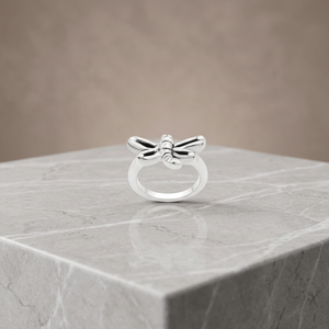 แหวนดีไซน์เก๋รูปแมลงปอสำหรับผู้หญิงจาก 925 Silver Vault - Product Image 3