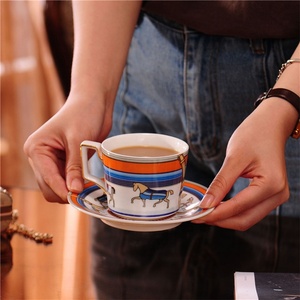 Venta Directa de Fábrica, Juego de Tazas de Café de Cerámica con Diseño de Caballo y Phnom Penh - Product Image 3