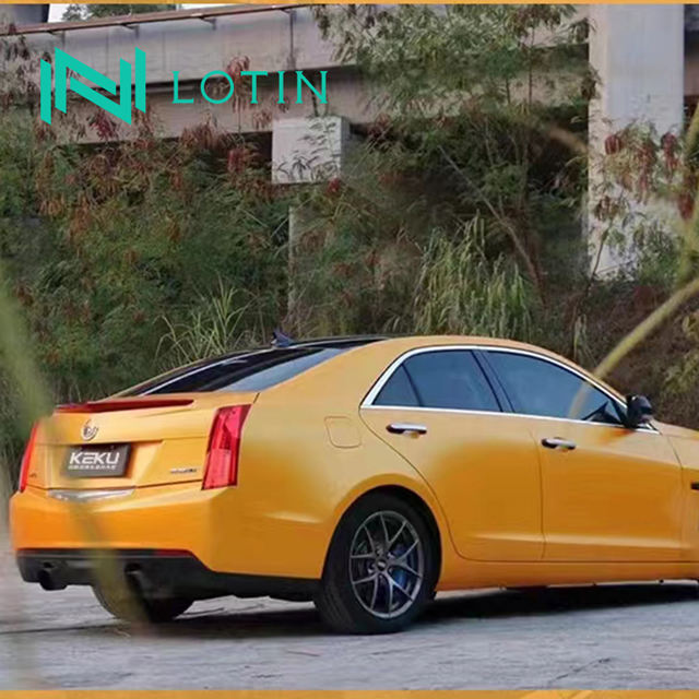 เฮฟวีเมทัลสปาร์คเกิลเยลโลว์