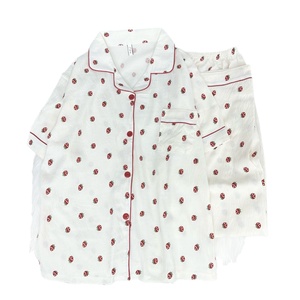 Nuevo Conjunto de Pijama de Tres Piezas para Mujer, Estilo Coreano Simple, Estampado de Fresas en Algodón Nube, Estilo Lindo, Verano, ODM, Ropa de Casa de Fábrica - Product Image 5