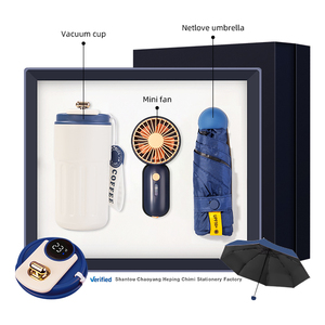Coffret Cadeau d'Été : Mug 450 ml en ABS, Éventail Portable Sérigraphié + Mini Parapluie Pliant à Cinq Volets, Ensemble de Bureau Multicolore - Product Image 3