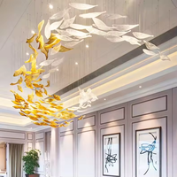 Lustres et lampes en verre LED feuille d'érable suspendus au plafond intérieur moderne contemporain de luxe