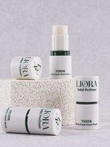 Bâton de parfum solide sans alcool baume frais parfum de feuille verte d'agrumes parfum coréen portable longue durée - Product Image 2