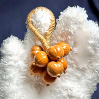 Pendentif anti-stress artisanal en perles de noyer naturel pour le jeu manuel et la décoration quotidienne