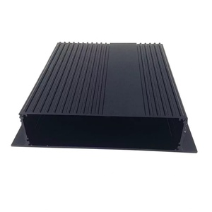 Amplificateur de puissance automobile portable avec boîtier en alliage d'aluminium, niveau de protection IP54, châssis de serveur en panneau d'aluminium - Product Image 4