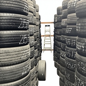 Neumáticos Sólidos Usados de 15 Pulgadas 205/55R15 Marca OEM - Product Image 1