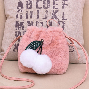 Sac fourre-tout moelleux et tendance pour femme, style coréen, avec pompon, idéal été, automne, hiver, pour petite fille - Product Image 5