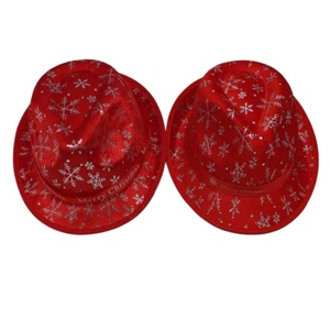 Sombrero Fedora Rojo Festivo de Navidad con Estampado de Copos de Nieve Plateados para Fiestas de Disfraces y Uso Unisex - Product Image 3