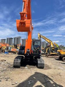 Excavadora Usada Hitachi Zx210lc Original de Japón, 21 Toneladas, 90% Nueva, Pocas Horas, Diésel, Hidráulica, Certificación CE, en Venta - Product Image 4