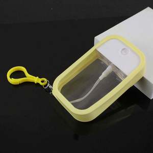 Lujoso pulverizador de tarjeta de crédito recargable de plástico vacío personalizado para crema de cuidado de la piel con alcohol, con llavero y serigrafía. - Product Image 3