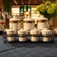 Ensemble de 7 pots à épices en porcelaine avec support en métal, design unique, pour la cuisine