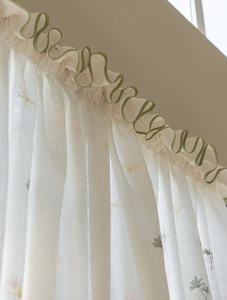 Voilage à volants à passe-tringle, motif floral, bordure en dentelle verte, texture lin, semi-transparent, pour chambre et décoration d'hébergement. - Product Image 5
