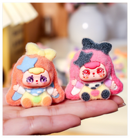 Figurines d'animaux miniatures en peluche de dessin animé pour bébé, trois lapins, vente en gros, boîte mystère, sac surprise, capsule jouet en gros