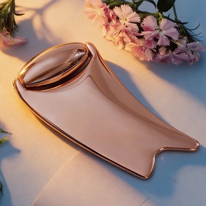 Rodillo Guasha Frío y Caliente: Modos de Enfriamiento y Calentamiento para un Brillo Instantáneo, 100% Piedra de Jade - Product Image 2