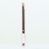 Coupeur de couteau utilitaire coulissant personnalisé de 13.5cm aux couleurs Morandi Nouveau design pour l'art et l'artisanat Emballé sous blister