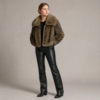 Veste en fausse fourrure moelleuse pour femmes avec col large pour l'hiver, vente en gros