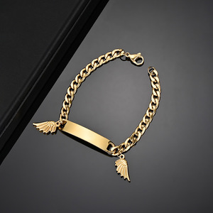 Bracciale in Acciaio Inox 304 Placcato Oro 18K PVD Impermeabile con Logo Personalizzato e Incisione Nome Ali Cuore - Product Image 5