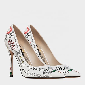 Chaussures à talons hauts pour femmes avec impression 3D de graffitis, <span class=keywords><strong>image</strong></span> artistique, bout pointu, chaussures habillées, chaussures à talons pour femmes - Product Image 1