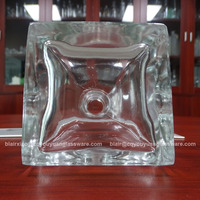 Bouteilles de diffuseur en verre transparent vides en forme de pyramide de dessus de liège 250ml 25CL