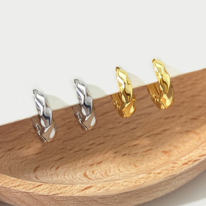 Pendientes de Bisutería de Moda al por Mayor, Pendientes Vintage Chapados en Oro de 18K para Mujer - Product Image 2