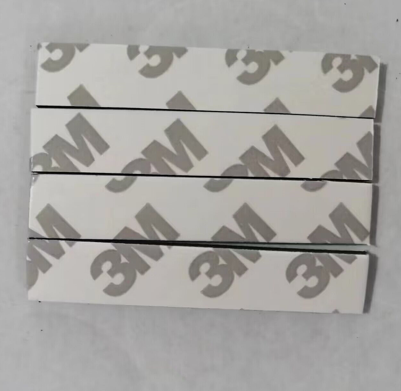 Клейкая лента 3M