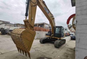 Excavatrice d'occasion personnalisée 329DL, moteur Caterpillar C7 329D2, 158KW, capacité de la benne de 1,0m³, 29 tonnes, modèle 2018, Japon - Product Image 6