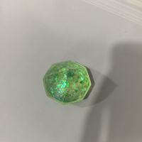 Jouet Squishy Gemme Facettée Effet Diamant, Bords Facettés, Flocons Irisés à l'Intérieur, Gel Translucide, Texture Claire, à Pétrir pour le Soulagement