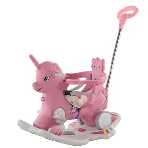 Toptan at oyuncak binmek çocuklar ses-Yeni tasarım bebek sallanan at ile müzik ve itme çubuğu ile evrensel tekerlek