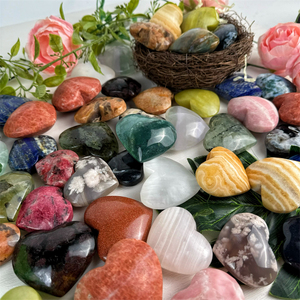 Kindfull Matériaux mélangés de haute qualité <span class=keywords><strong>Coeur</strong></span> de guérison Pierre précieuse en cristal naturel <span class=keywords><strong>Coeur</strong></span> coloré pour FengShui - Product Image 1