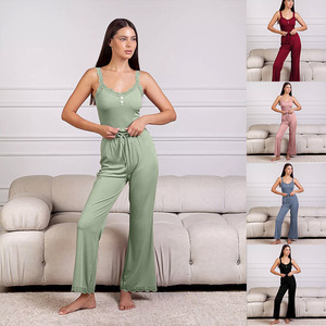 Conjunto de dos piezas de camisola larga de encaje y pantalones estilo europeo y americano para mujer, ropa de estar por casa que se puede usar en diferentes ocasiones. - Product Image 1